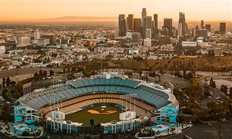 Los Angeles pod devítku? Tady máš z Vídně za 8 490 Kč - Pelipecky 