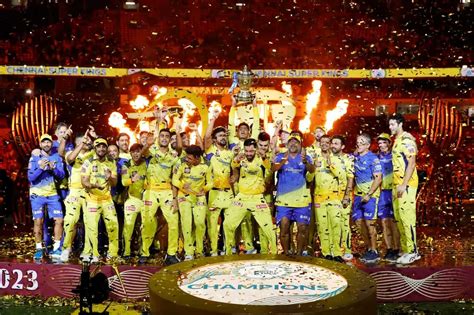 Chennai Super Kings (CSK) Crowned IPL 2023 Champions, MS Dhoni Joins Mumbai Indians (MI) in ...