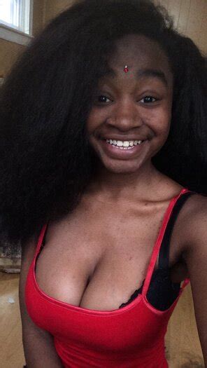 Massive Cleavage Porn Pic