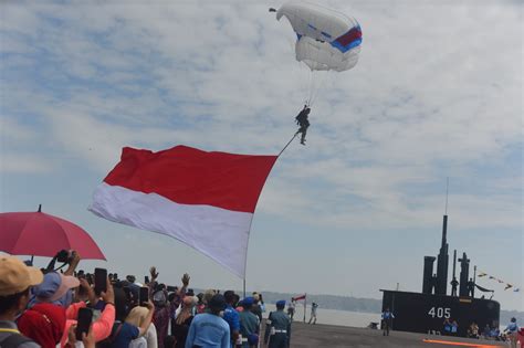 Meriahkan Hut Ke Tni Al Koarmada Ii Gelar Naval Base Open Day