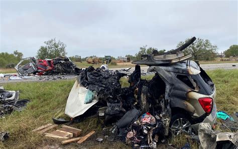 Stravično Osmoro poginulo u sudaru kamiona i automobila koji je bježao