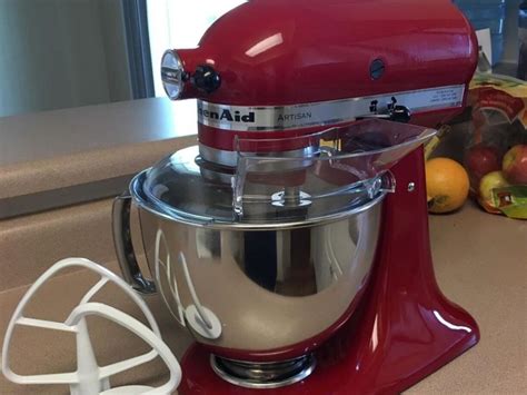 KitchenAid Refurbished Pro 600 Series 6-Quart Stand Mixer Just $179 Shipped