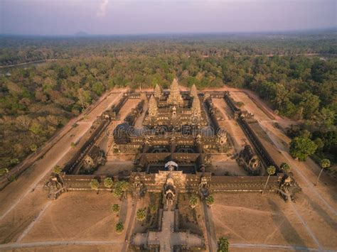 angkor wat cambodia stock photo image  climate buddhism