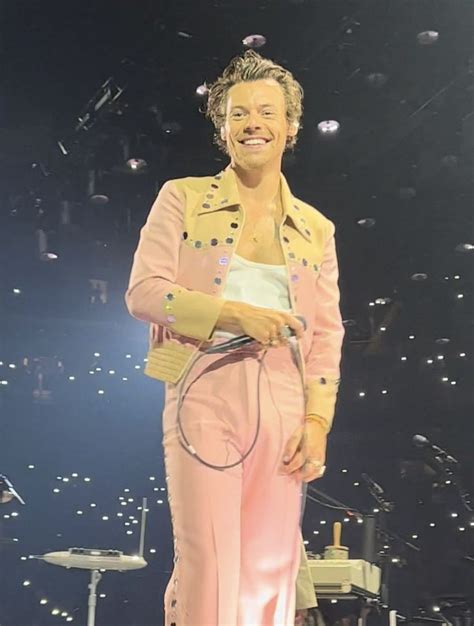 Love On Tour Toronto Canada Ii Harry Styles Songs Harry