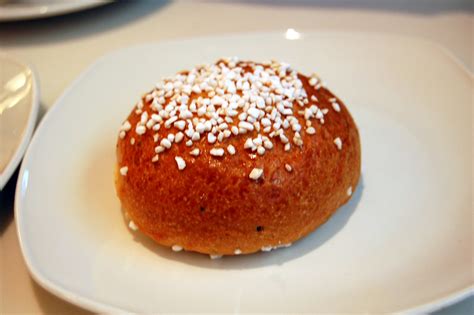 pulla    finnish sweet bun flavoured  cardamom flickr