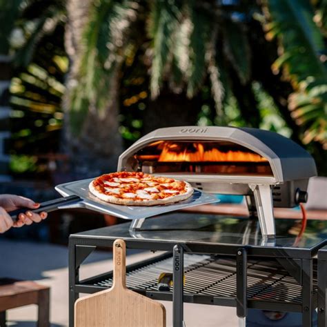 With A Heating Capability That Rivals Professional Pizza Ovens The