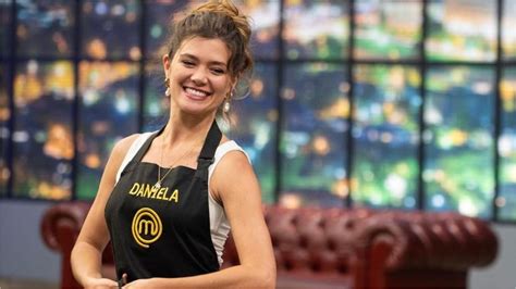 Masterchef Ella Es Manuela V Squez La Piloto Profesional Que Ser A Ex