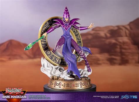 Dark Magician Purple Version First Figures Kaufen Bei Anime Figuren De