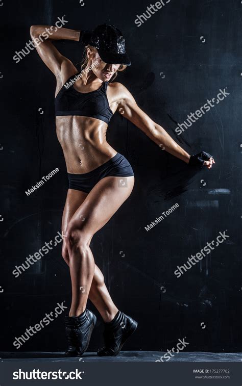 Hot Athlet Black And White Images Stock Photos Vectors Shutterstock
