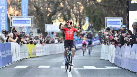 Tour de France 2024 Kévin Vauquelin crée la surprise et empoche la