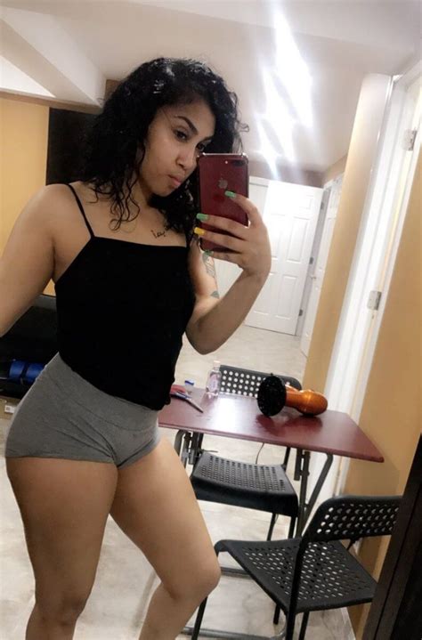 50 Hot And Sexy Queen Naija Photos 12thBlog