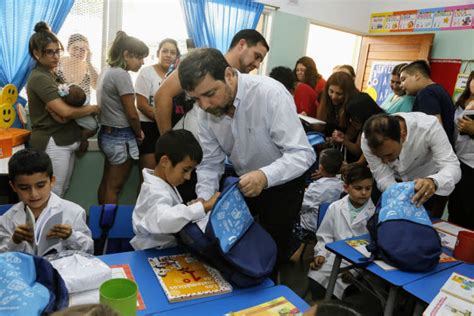 Más De 4 Mil Chicos De San Martín Recibieron Un Kit Escolar En El