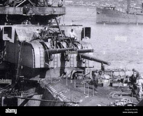 13 Aft 155 mm gun turret Yamato 300px Stock Photo - Alamy