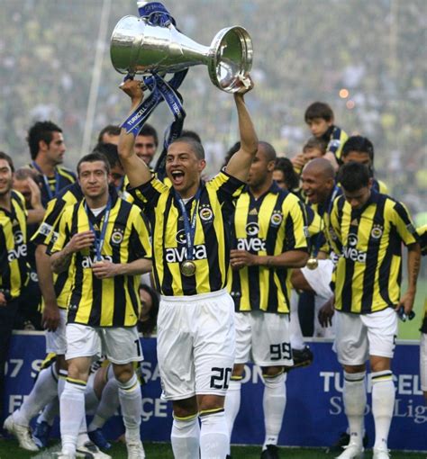 Fenerbah E Tarihinden Foto Raflar Fenerbahcetarihi Org