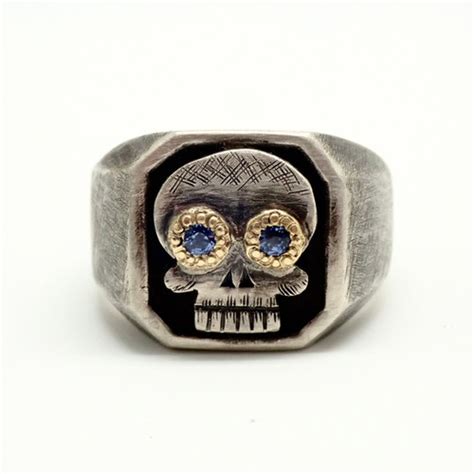 Memento Mori Skull ring | benflynn