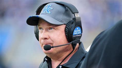 Mark Stoops Runs Up On An Enduring Uk Football Challenge Lexington