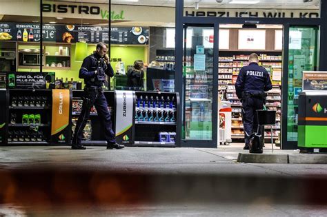 Messerstecherei In Hagen Polizei Stellt Weitere Waffe Sicher