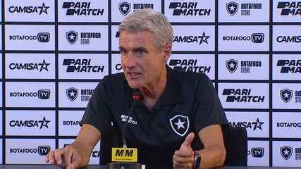 Lu S Castro Supera Cr Ticas E Vive Reden O A Torcida Do Botafogo