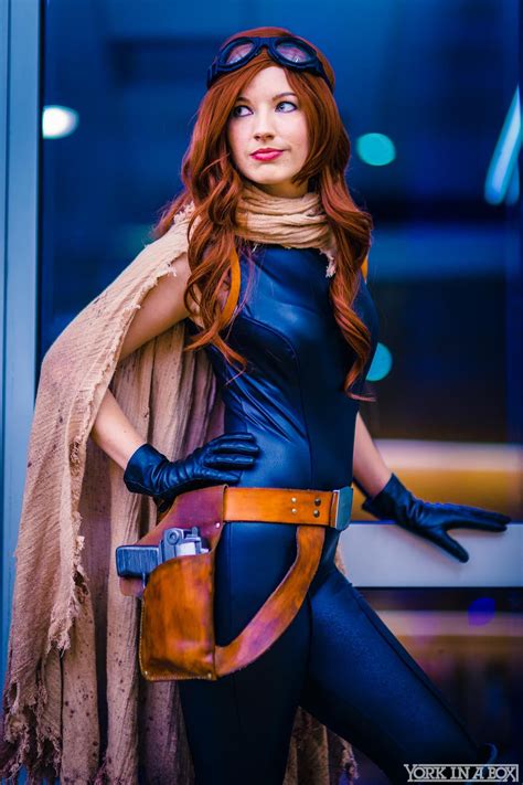 Marvel Comics X Men Star Wars Character Mara Jade Cosplayer