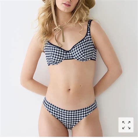 J Crew Swim J Crew Heritage Ddcup Underwire Bikini Top In Classic