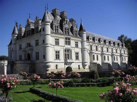 File:Château-de-chenonceau coté jardin catherine.JPG - Wikimedia Commons