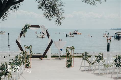 Waverly Beach Wedding & Event Venue - Menasha, WI - Wedding Venue