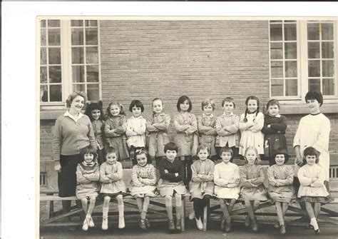 Photo De Classe Cp Ou Ce1 De 1961 Ecole Parmentier Copains Davant