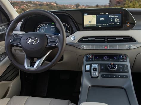 2025 Hyundai Palisade: 249 Interior Photos | U.S. News