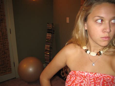 Homemade Gallery 8174 Amateur Pic7028 35252 Porn Pic