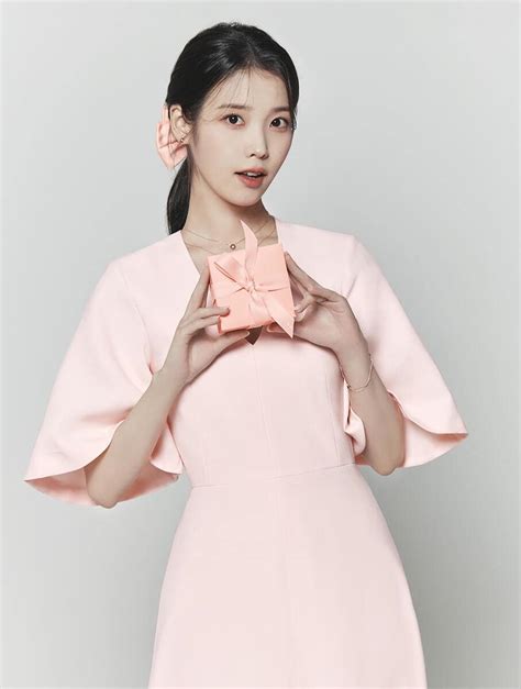 Iu Photos Iu For J Estina White Day Campaign 2023