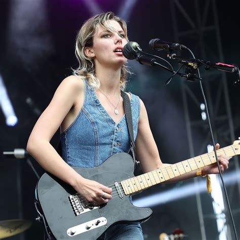 Picture Of Ellie Rowsell