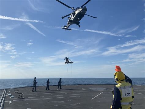 Navy Lookout On Twitter Rfatideforce Conducting Flying Serials With