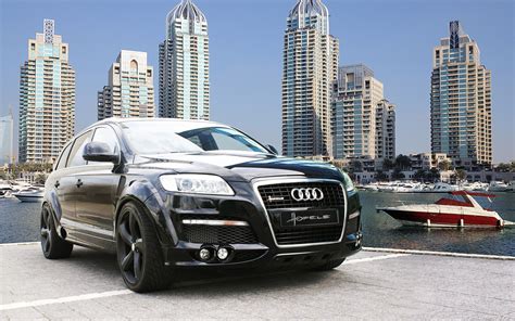 Роскошный Audi Q7 - обои для рабочего стола, картинки, фото