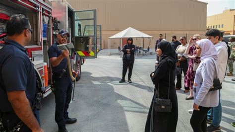 DVIDS - Images - Bahraini students visit NSA Bahrain [Image 3 of 7]