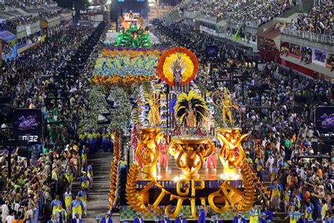 Fat Tuesday: Carnival Celebrations Culminate on Mardi Gras - NBC News