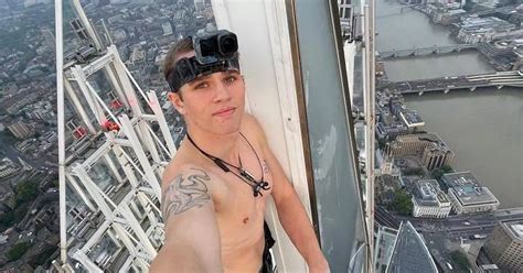 Daredevil Climbs To Top Of The Shard And Snaps Dizzying Selfie Before