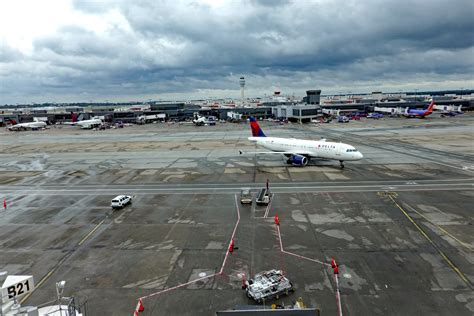 2023’s Busiest Airports and Routes Revealed | AirlineGeeks.com