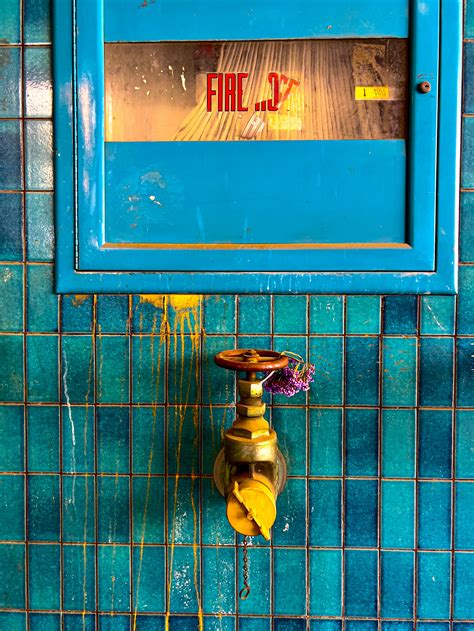 Someone Properly Installing A Ventilation System In Buildings Photos ... 