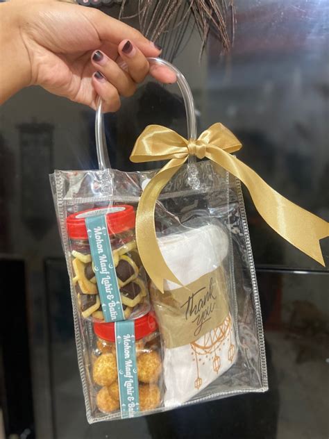 Mini Hampers Makanan Minuman Snek Di Carousell