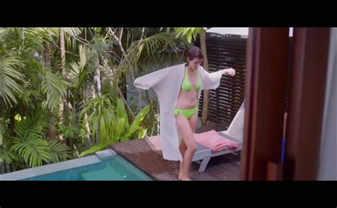 Mandana Karimi Sexy Scene In Bhaag Johnny Aznude