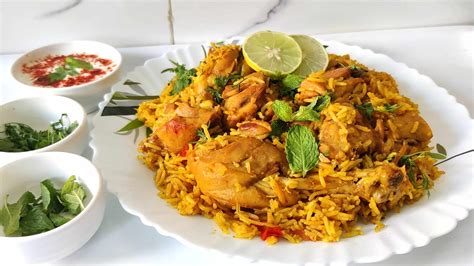 Delicious Chettinad Chicken Biryani Recipe - Paatti's Kitchen