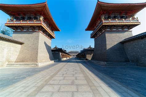 Entrance To Tang City Xiangyang Hubei Picture And Hd Photos Free