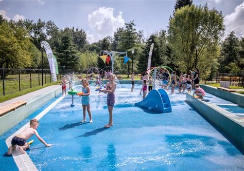 W Parku Śląskim został otwarty wodny plac zabaw Katowice24