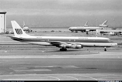 Douglas Dc 8 54f United Airlines Aviation Photo 0989835