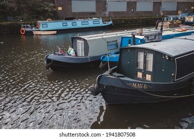 44 Brentford Canal Images, Stock Photos & Vectors | Shutterstock