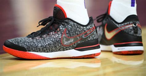 LeBron James Debuts Affordable New Nike Shoes - Sports Illustrated ...