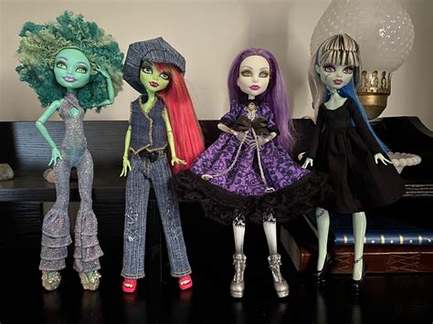 Some of the handmade outfits I’ve bought for my dolls :D : r/MonsterHigh