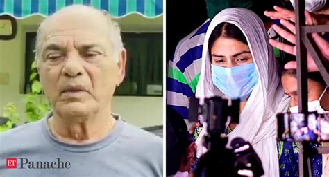 Ssr Death Case News Sushant S Rajputs Father Says Rhea Chakraborty ‘poisoned Actor Cbi