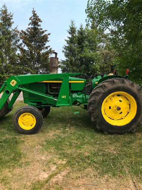 John Deere Model 2020 Tractor | Farming Equipment | London | Kijiji