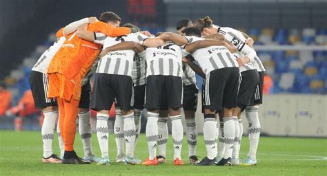 Juventus Es Sancionado Con 15 Puntos Por El Caso Plusvalías